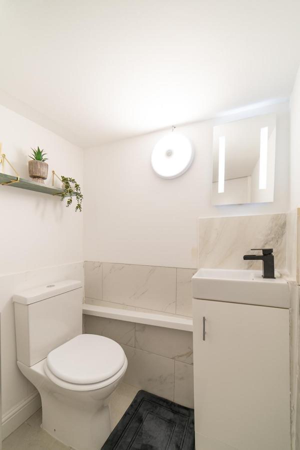 Ferienwohnung Duplex Apa London Exterior foto